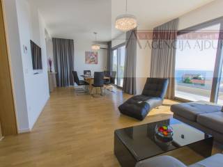 Makarska, Veliko Brdo