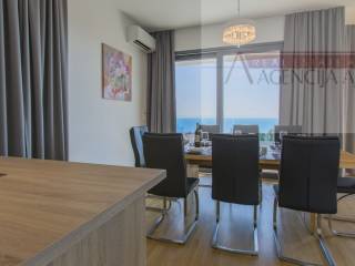 Makarska, Veliko Brdo