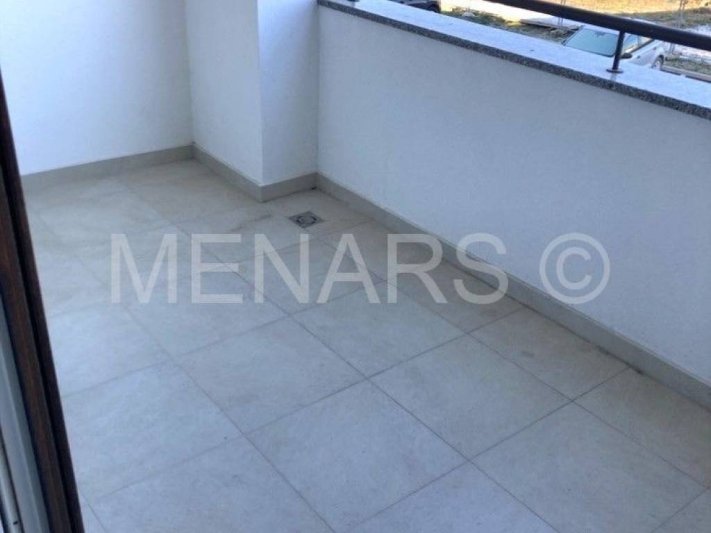 Stan u novijoj zgradi, Prodaja, Karlovac, Švarča