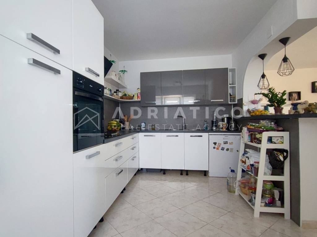 Stan u zgradi, Prodaja, Rovinj, Rovinjsko Selo