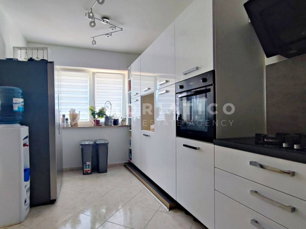 Stan u zgradi, Prodaja, Rovinj, Rovinjsko Selo