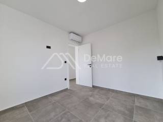 Apartman na moru, Prodaja, Privlaka, Privlaka