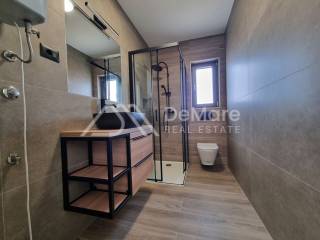 Apartman na moru, Prodaja, Privlaka, Privlaka