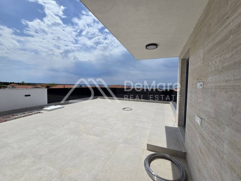 Apartman na moru, Prodaja, Privlaka, Privlaka