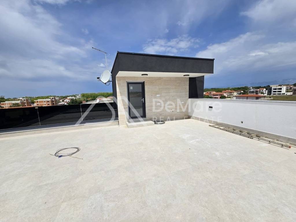 Apartman na moru, Prodaja, Privlaka, Privlaka