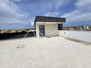 Apartman na moru, Prodaja, Privlaka, Privlaka