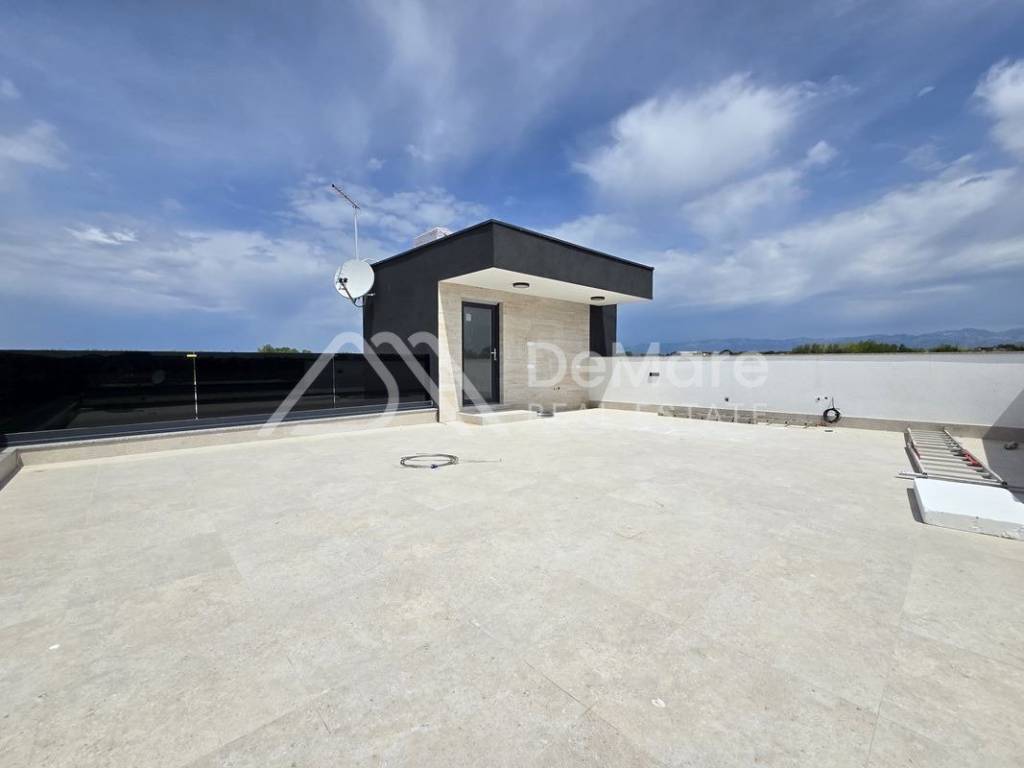 Apartman na moru, Prodaja, Privlaka, Privlaka