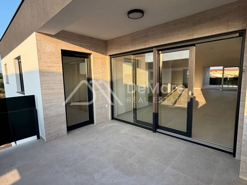 Apartman na moru, Prodaja, Privlaka, Privlaka