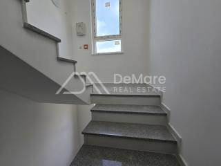 Apartman na moru, Prodaja, Privlaka, Privlaka