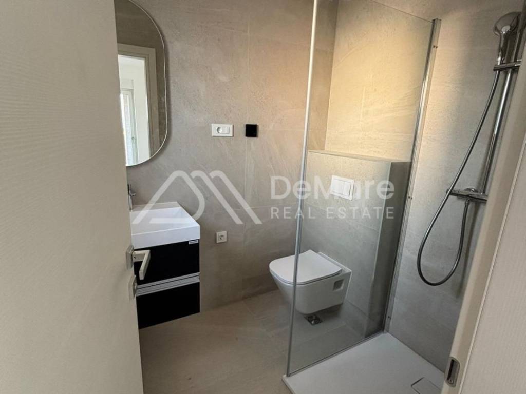 Apartman na moru, Prodaja, Privlaka, Privlaka