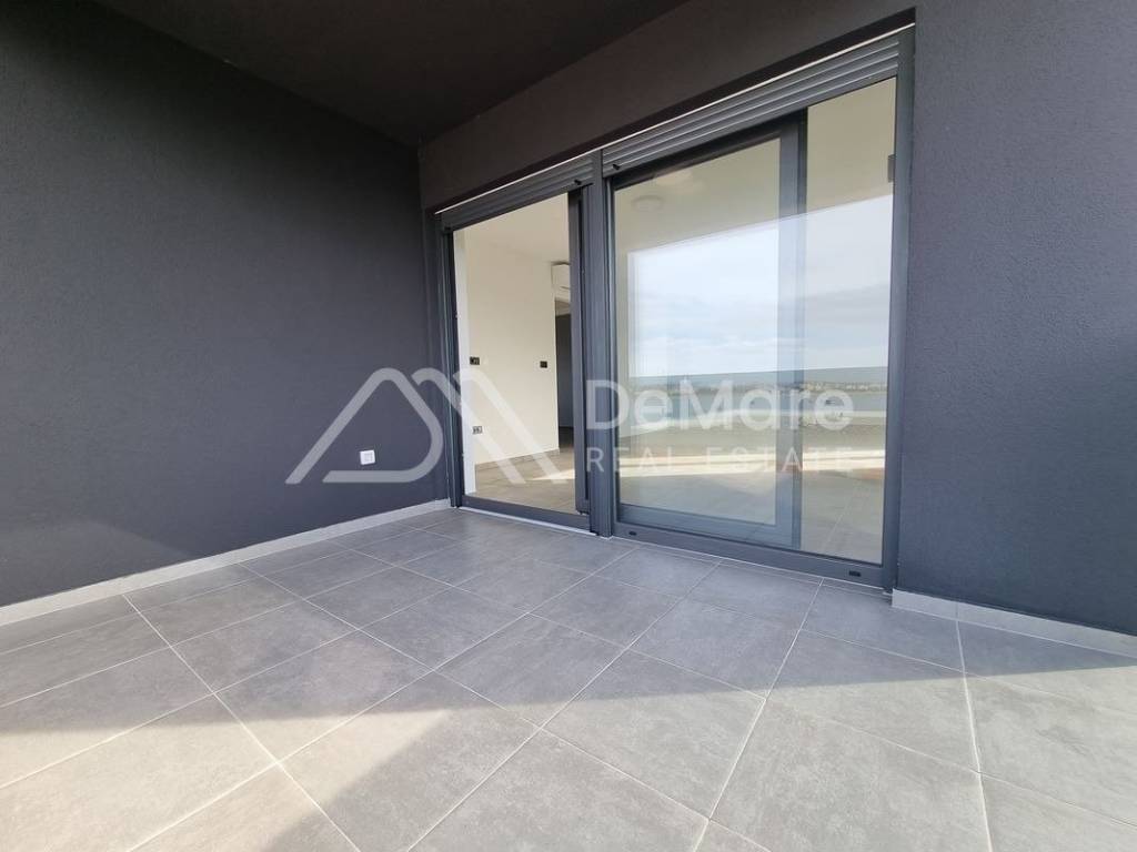 Apartman na moru, Prodaja, Privlaka, Privlaka