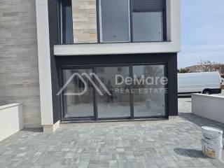 Apartman na moru, Prodaja, Privlaka, Privlaka