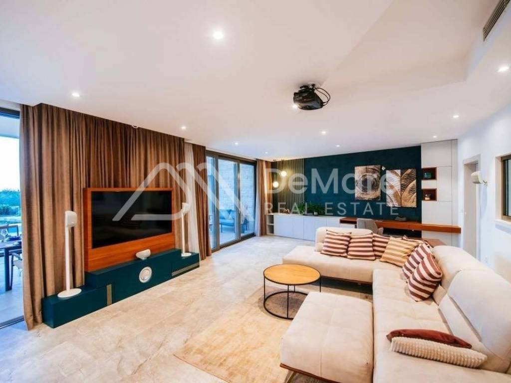 Luksuzna vila, Prodaja, Zemunik donji, Smokovic