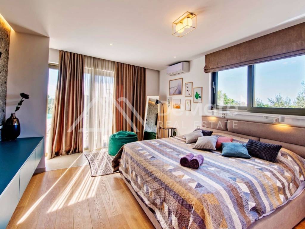 Luksuzna vila, Prodaja, Zemunik donji, Smokovic