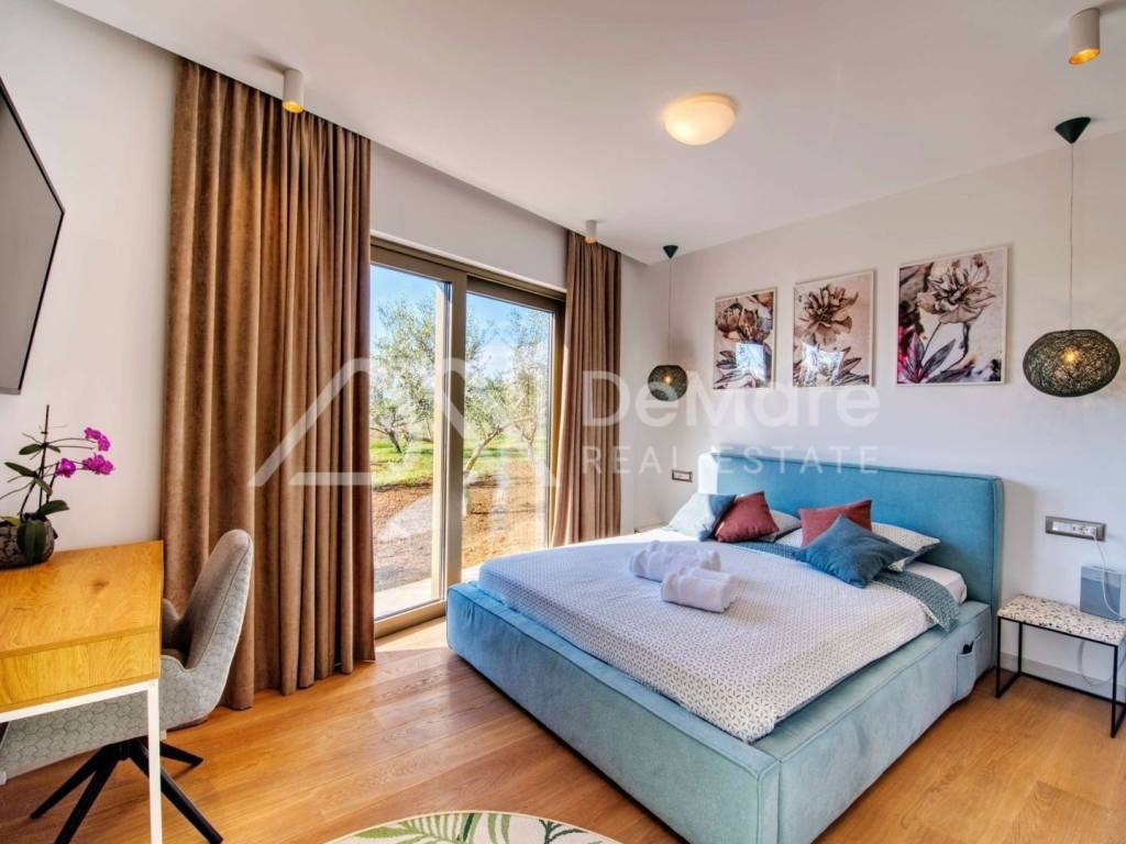 Luksuzna vila, Prodaja, Zemunik donji, Smokovic