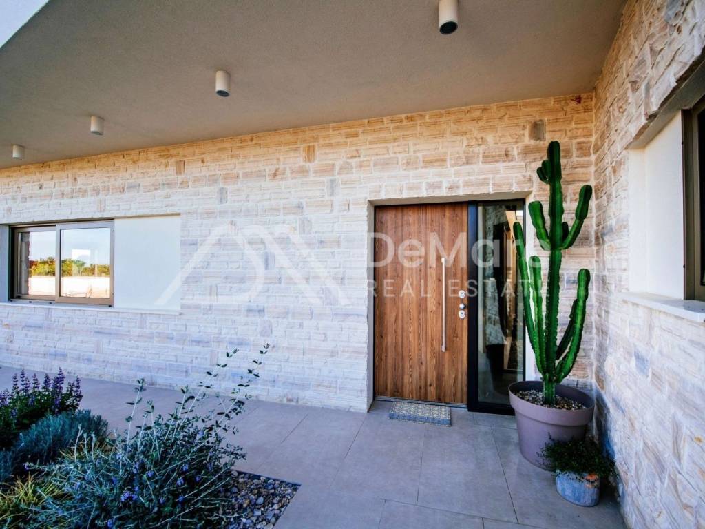 Luksuzna vila, Prodaja, Zemunik donji, Smokovic