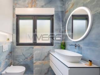 Bathroom on ground floor