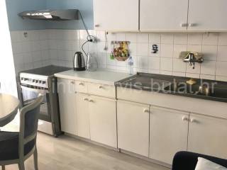 Stan u zgradi, Najam, Šibenik, Šibenik