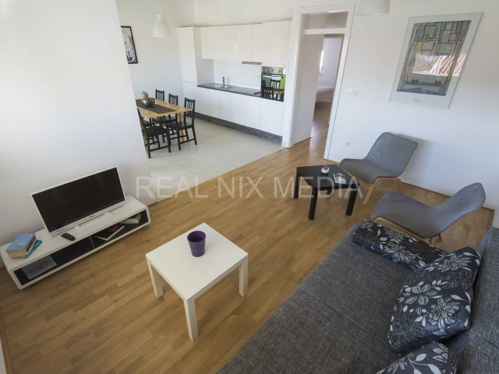 Apartman na moru, Prodaja, Privlaka, Privlaka