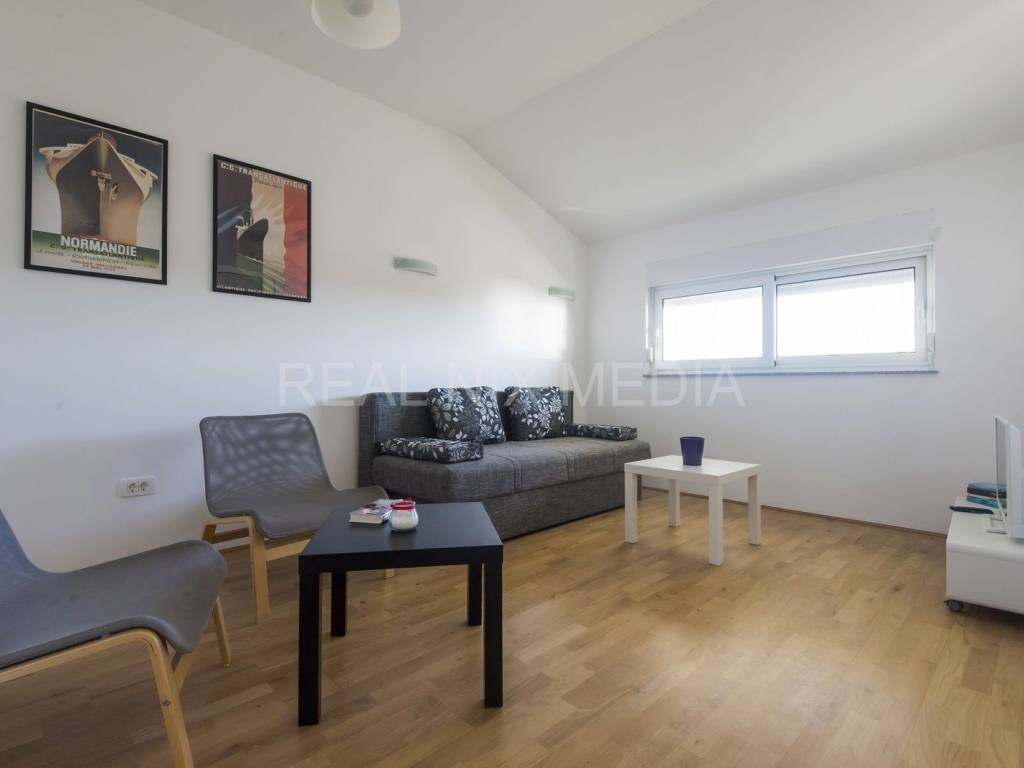 Apartman na moru, Prodaja, Privlaka, Privlaka