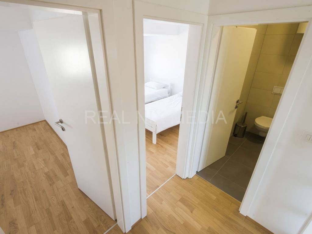 Apartman na moru, Prodaja, Privlaka, Privlaka