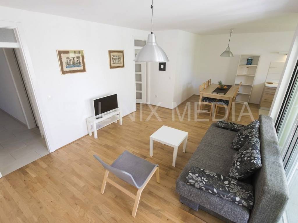 Apartman na moru, Prodaja, Privlaka, Privlaka