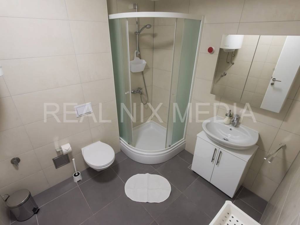 Apartman na moru, Prodaja, Privlaka, Privlaka