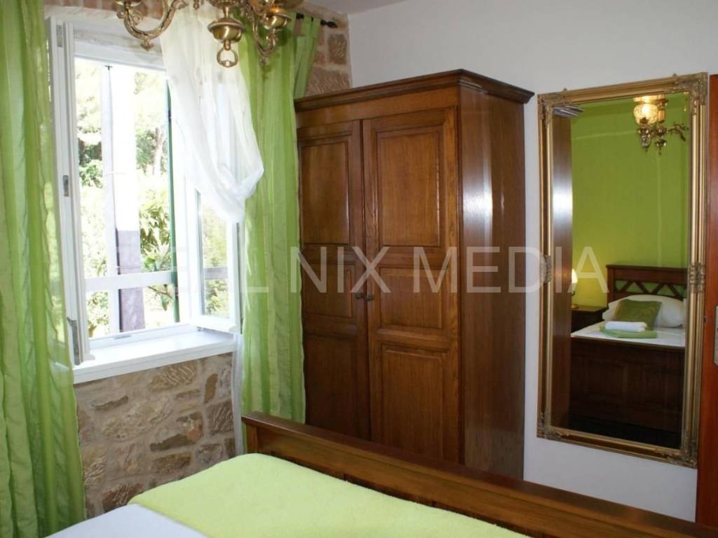 Kamena kuća, Prodaja, Sveti Filip i Jakov, Sveti Filip i Jakov