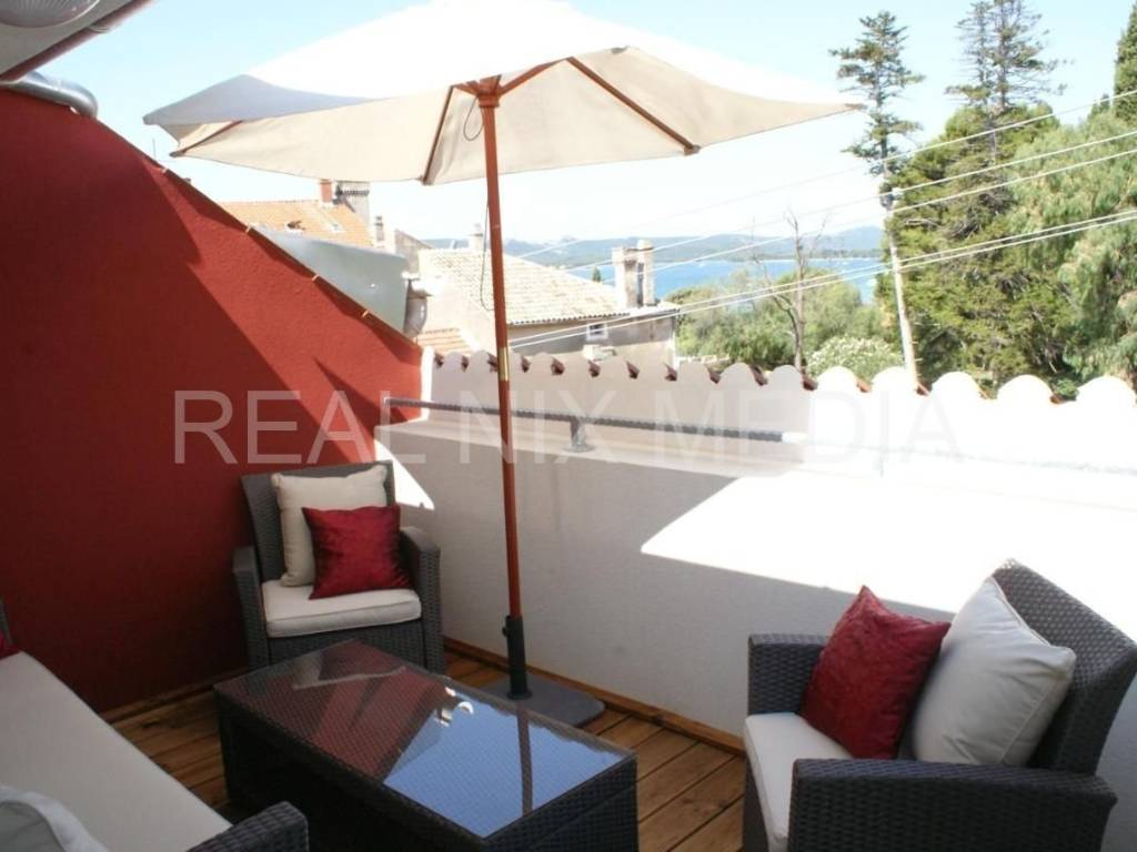 Kamena kuća, Prodaja, Sveti Filip i Jakov, Sveti Filip i Jakov