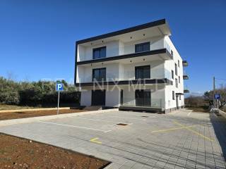 Apartman na moru, Prodaja, Privlaka, Privlaka