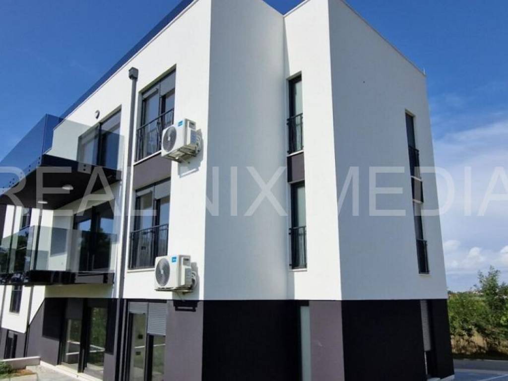 Luksuzni apartman, Prodaja, Privlaka, Privlaka