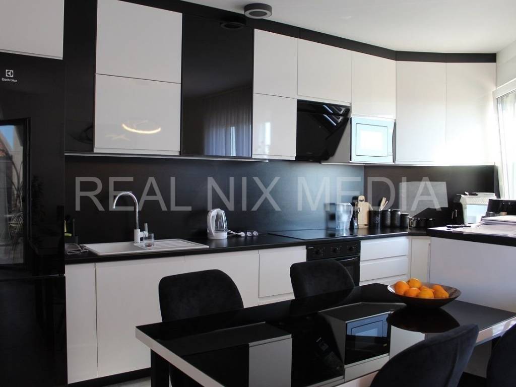 Stan u zgradi, Prodaja, Zadar, Zadar