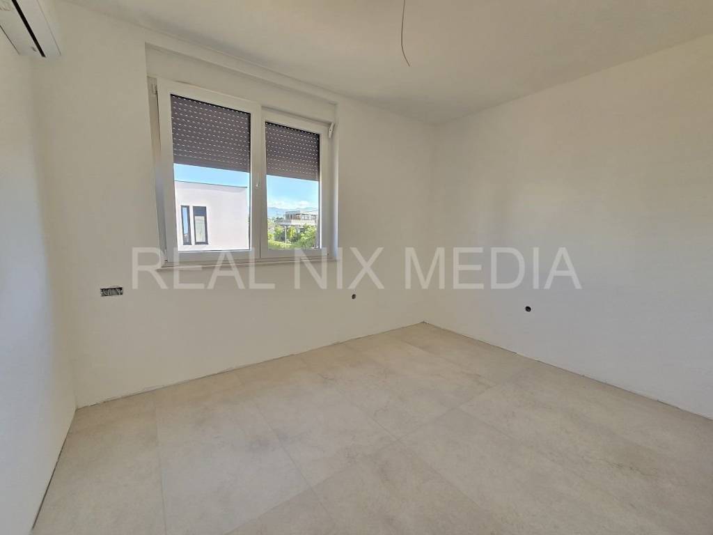 Kuća u nizu, Prodaja, Vrsi, Vrsi