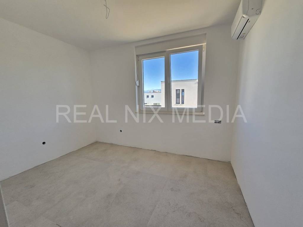 Kuća u nizu, Prodaja, Vrsi, Vrsi