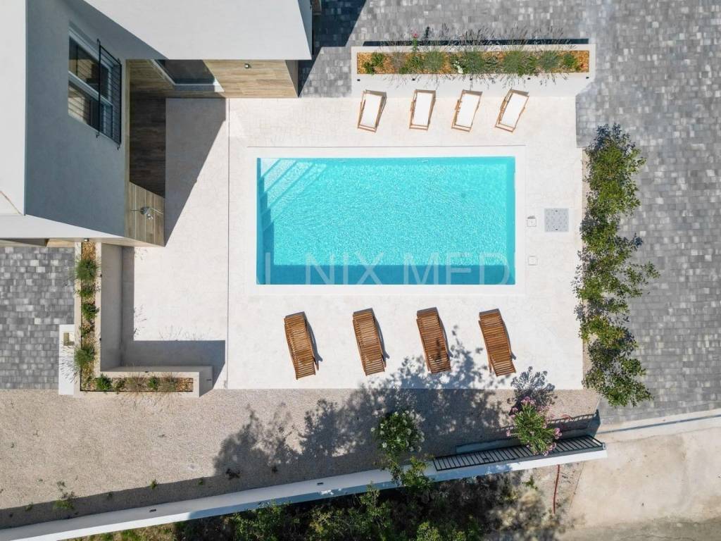 Kuća na moru, Prodaja, Nin, Grbe