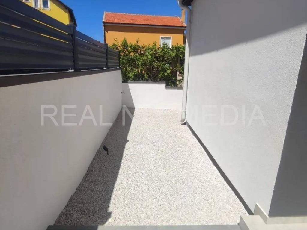 Dvojna kuća, Prodaja, Vir, Vir