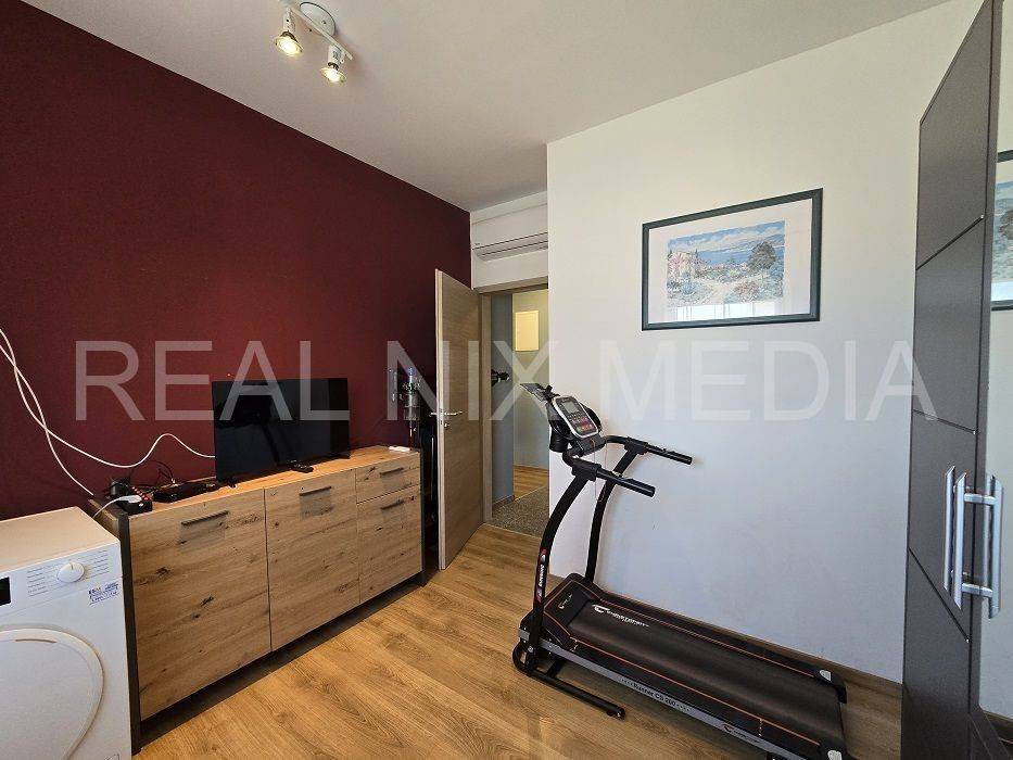 Stan u zgradi, Prodaja, Vrsi, Zukve