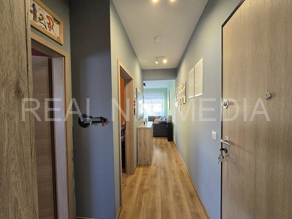 Stan u zgradi, Prodaja, Vrsi, Zukve