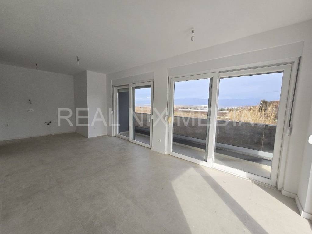 Apartman na moru, Prodaja, Privlaka, Privlaka