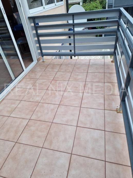 Apartman na moru, Prodaja, Vir, Vir