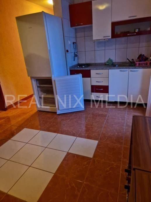 Apartman na moru, Prodaja, Vir, Vir