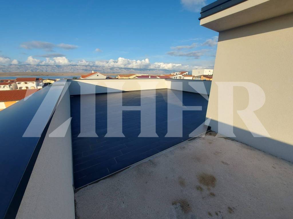 Apartman na moru, Prodaja, Vir, Vir