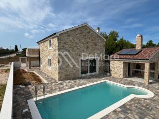 Vila, Prodaja, Vrsi, Vrsi