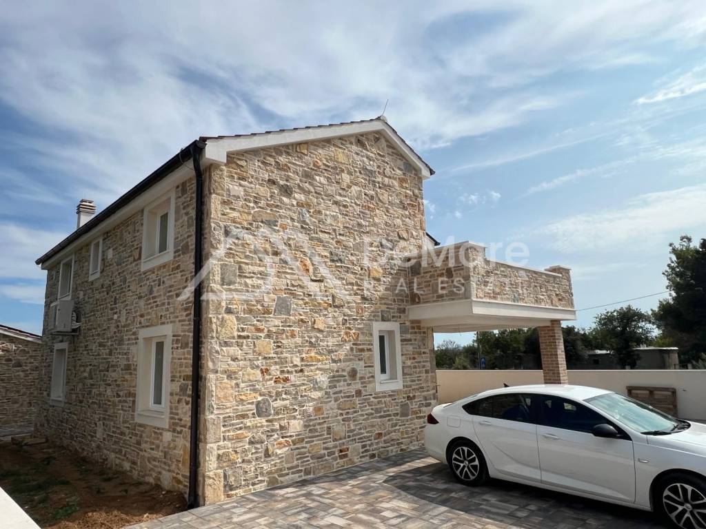 Vila, Prodaja, Vrsi, Vrsi