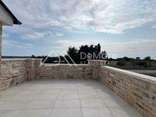 Vila, Prodaja, Vrsi, Vrsi