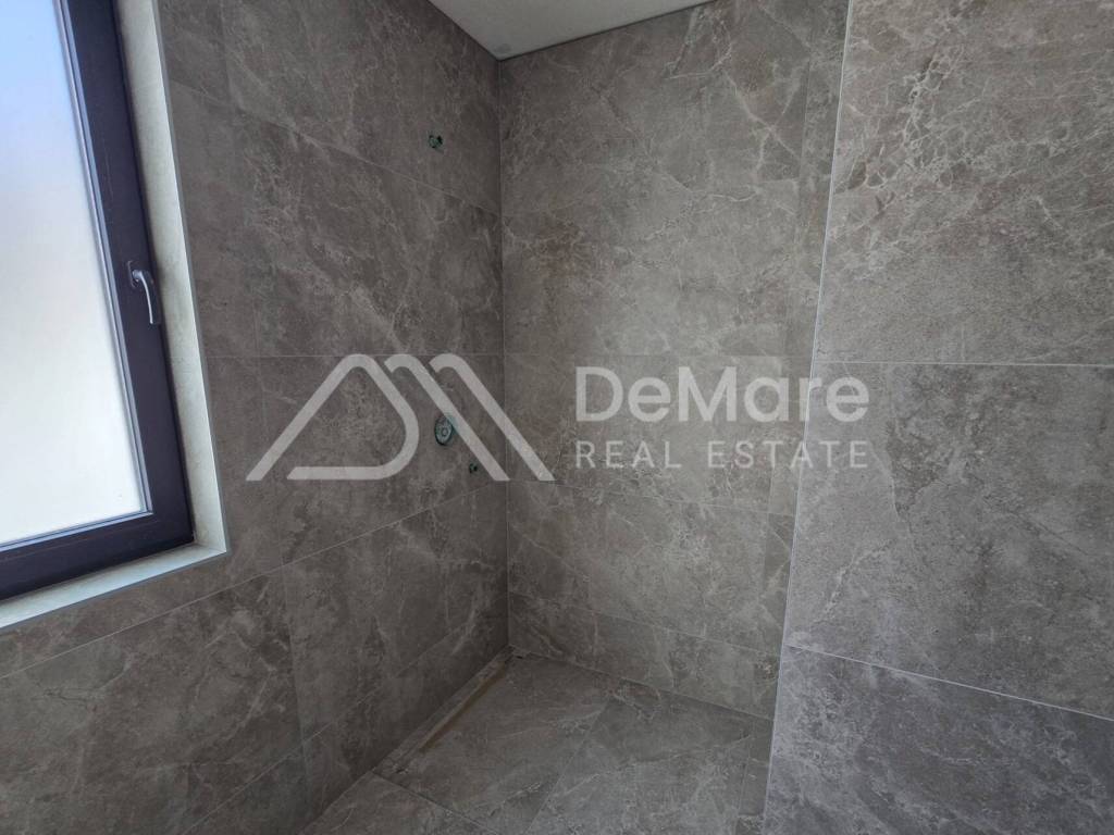 Zadar - Okolica, Petrcane