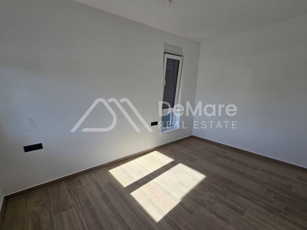 Zadar - Okolica, Petrcane