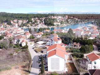 Jelsa, Vrboska