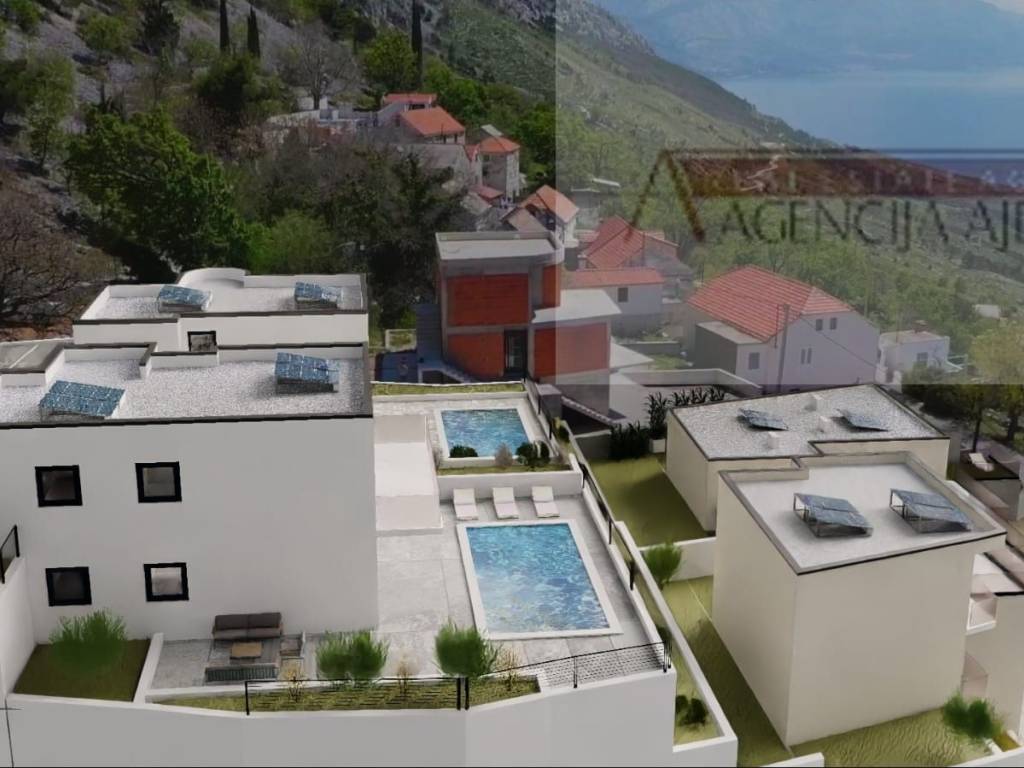 Omis, Lokva Rogoznica