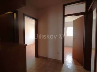 Flat in a building, Sale, Solin, Japirko